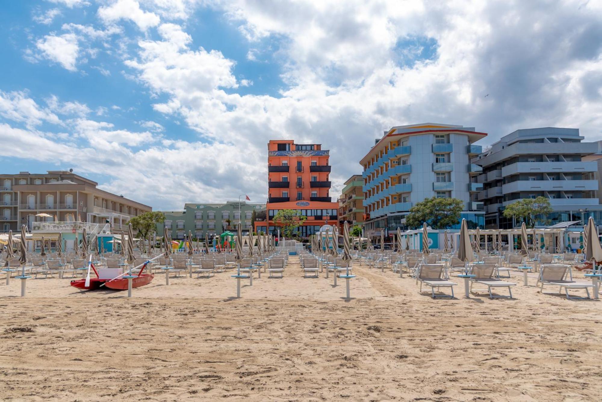 Hotel Giorgetti Palace Bellaria-Igea Marina Esterno foto